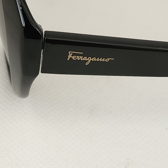 FERRAGAMO 57MM Black Oval Sunglasses